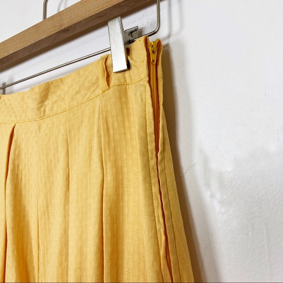 Vintage A-line Pleated Midi Skirt - Picture 3 of 10